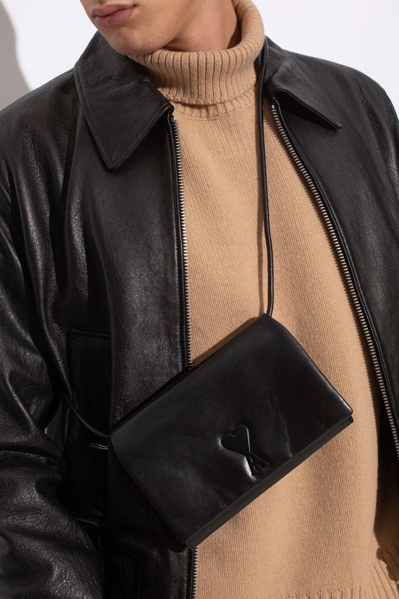 AMI｜SHOULDER BAGS (ULL164 AL0052 271) AMI｜SHOULDER BAGS (ULL164 AL0052 271) (AMI PARIS/ショルダー
